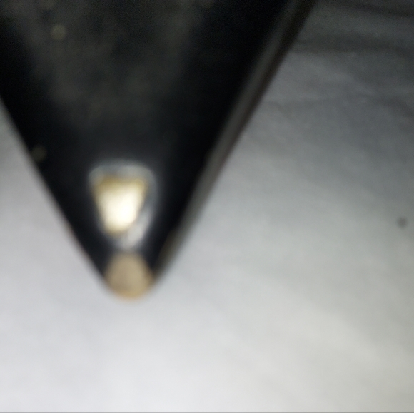 Louis Vuitton sling back patent leather black and fuschia pumps - Picture 3 of 12